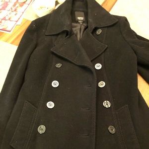 Woman’s Peacoat medium